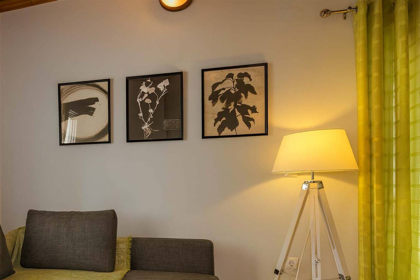 Ganze Wohnung, Ferienwohnung für 4 Personen mit Balkon/Terrasse in Kalamata, Messenien