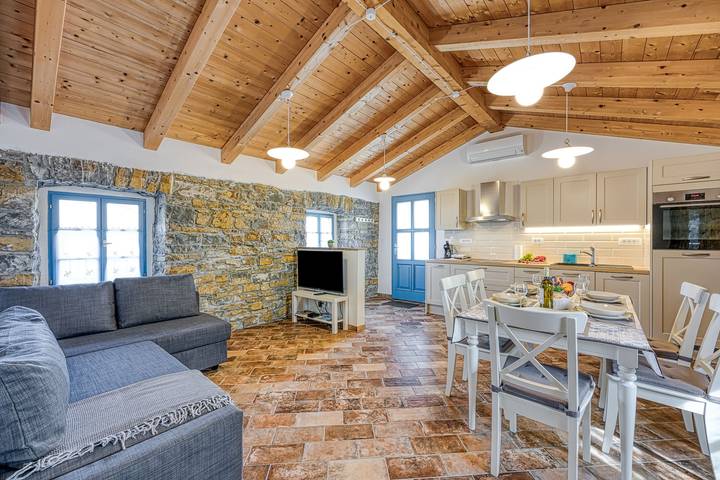 Gîte pour 5 personnes, avec terrasse et sauna à Koper - 4