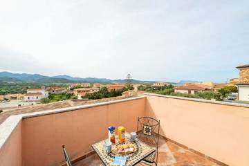 Gîte pour 2 personnes, avec vue sur l’océan et balcon à Tanaunella