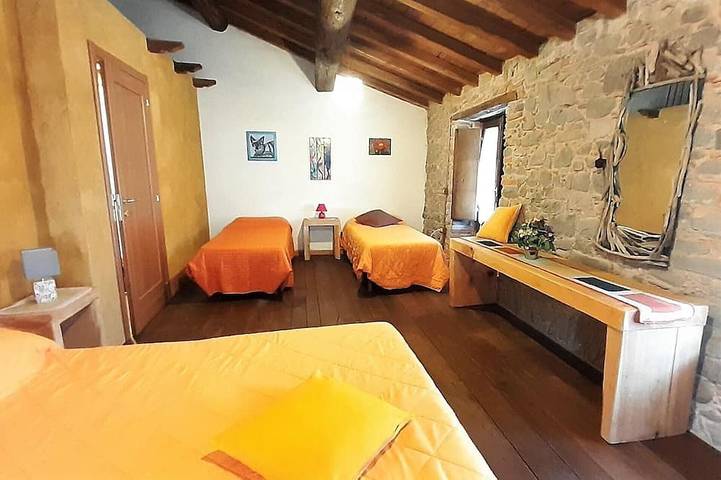 Location de vacances pour 7 personnes, avec balcon et jardin, animaux acceptés à Pieve Fosciana - 4