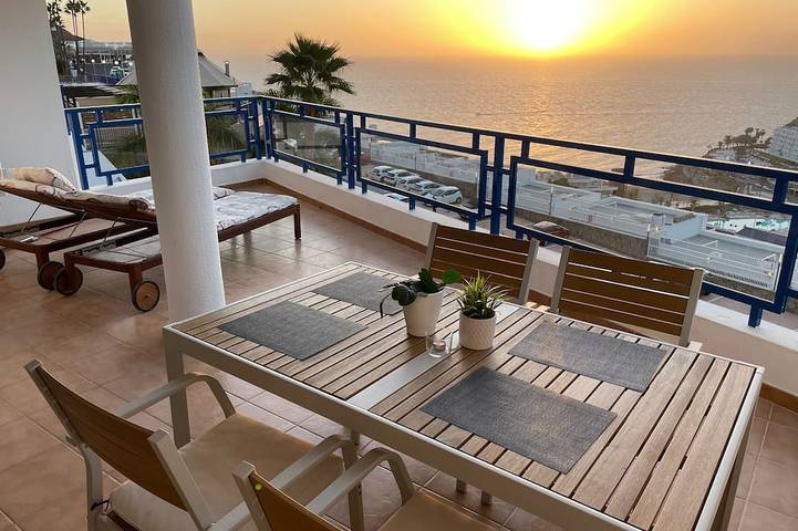 Apartamento de vacaciones para 4 personas, con piscina además de balcón y jardín - 1