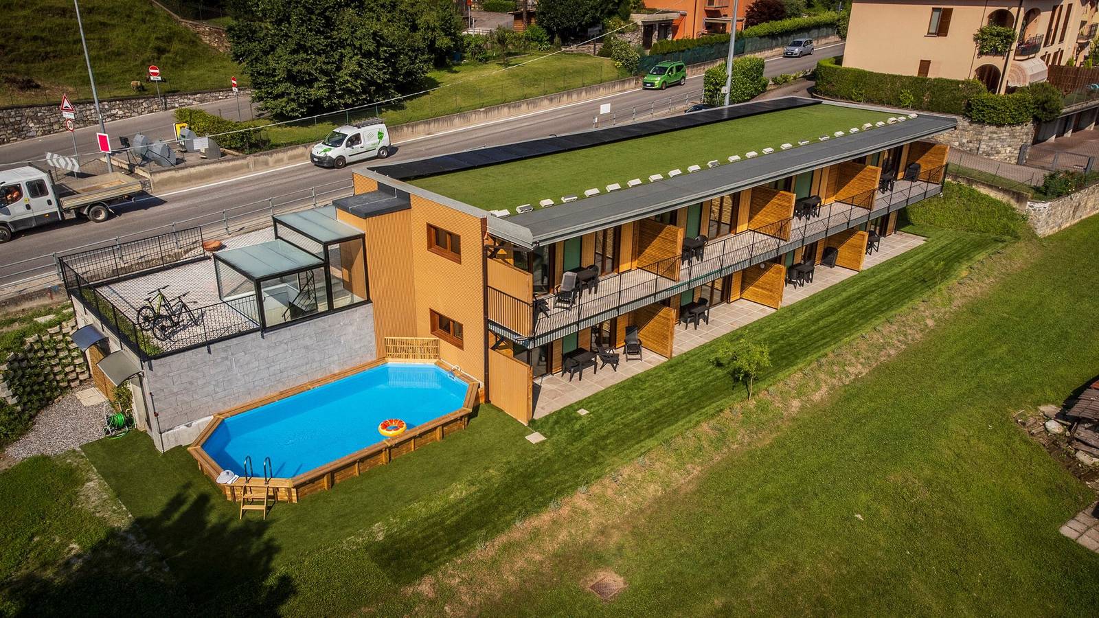 Hel lägenhet, Holiday Apartment "4" with Lake View, Shared Pool & Wi-Fi in Kommunen Carlazzo, Lago di Lugano (Italien)