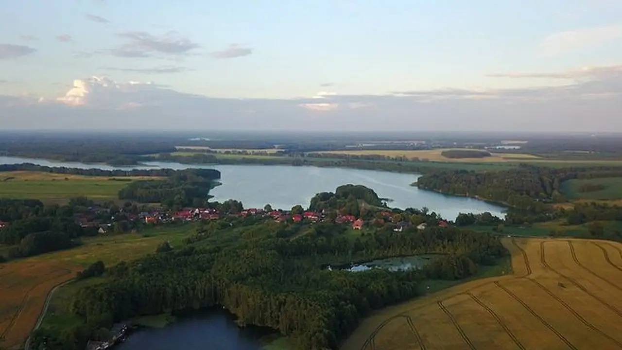 Apartamento vacacional entero, Ferienwohnung für 3 Personen (43 m²) in Zirtow, Wesenberg