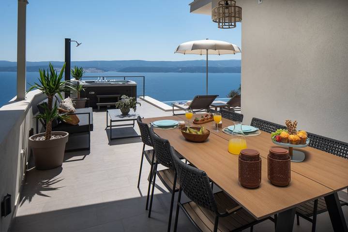 Seaview Villa Aria: Ein spektakulärer Rückzugsort mit 3 Schlafzimmern
 in Stanici, Omis-Riviera
