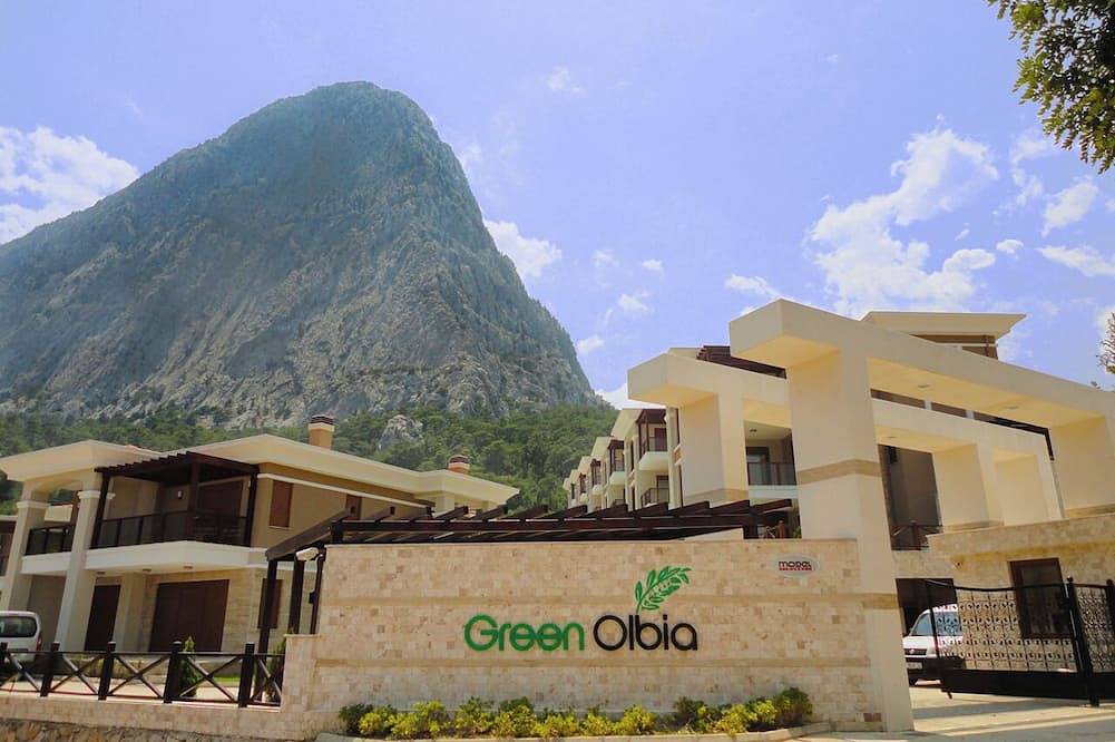 Mountain 4-bedroom villa in superb Antalya in Konyaaltı, Antalya (provincie)