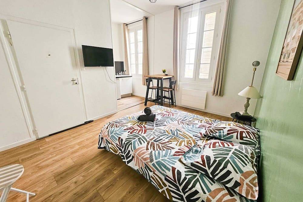 Appartement entier, \"Les arches 1\" Studio Coeur de Ville in Saintes, Région de Saintes