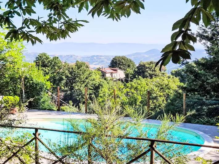 Ferienhaus für 6 Personen, mit Terrasse und Garten sowie Pool in Umbrien - 4