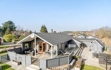 Ferienhaus für 6 Personen, mit Garten und Terrasse, mit Haustier in Diernæs