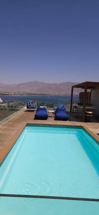 Chalet para 10 personas, con vistas además de terraza y piscina, Se admiten mascotas - 1