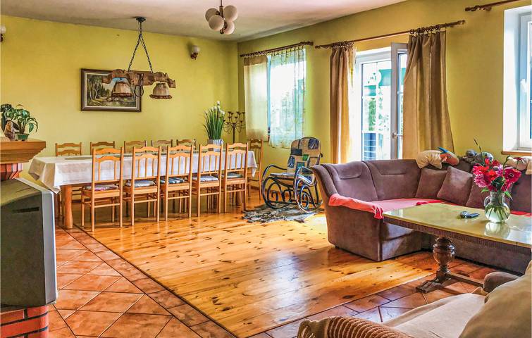 Ferienhaus für 8 Personen mit Seeblick in Masuren