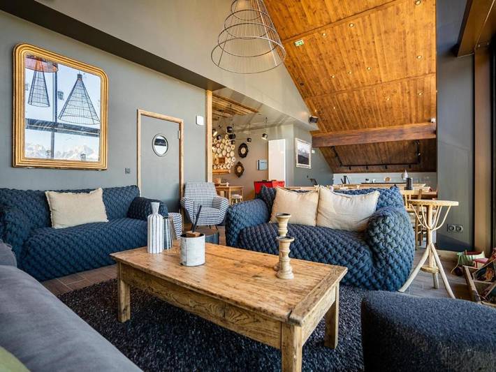 Gîte pour 6 personnes, avec balcon et vue sur le lac dans Office De Tourisme De Cordon