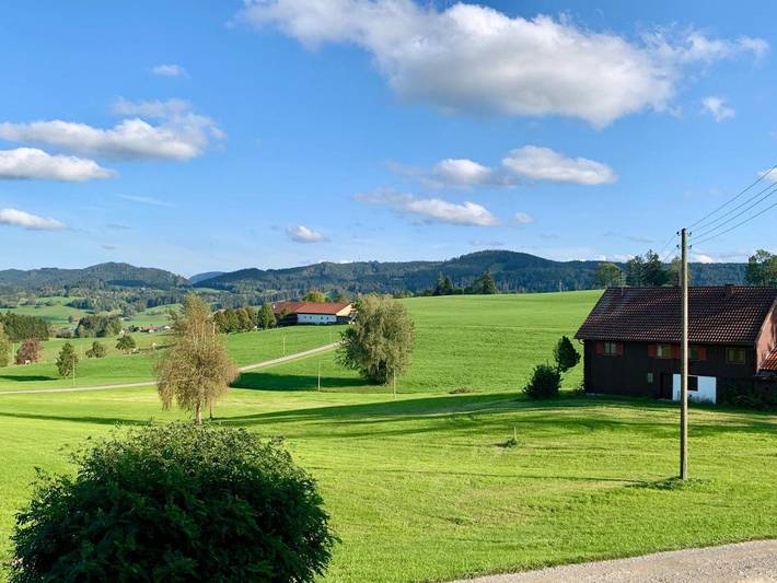 Ferienwohnung für 4 Personen, mit Balkon und Terrasse sowie Garten und Seeblick in Maierhöfen - 4