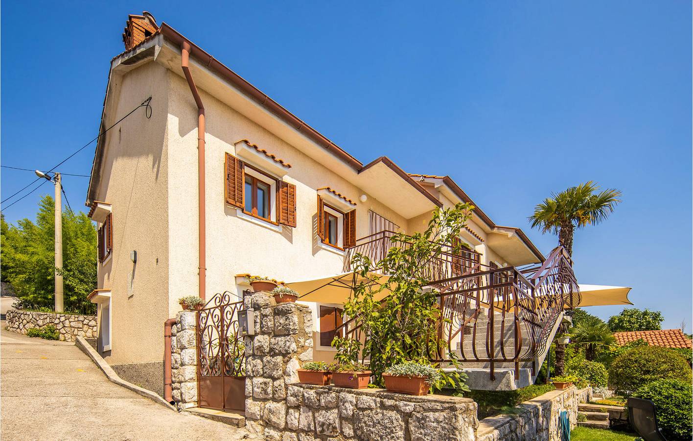 Ganze Ferienwohnung, Ferienwohnung für 6 Personen mit Terrasse in Vrh Martinscice, Primorje-Gorski Kotar