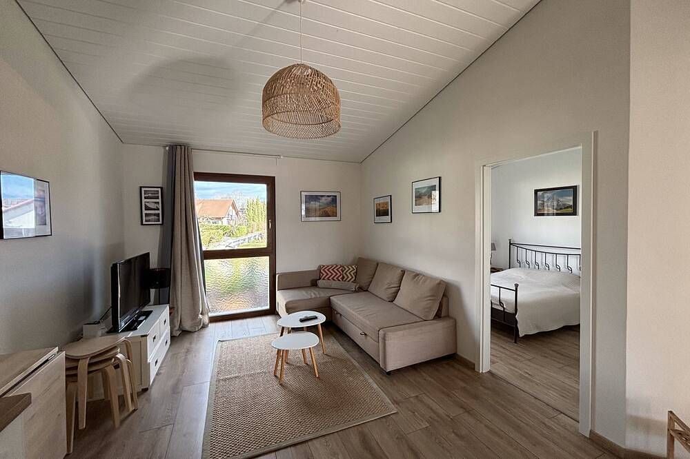 Appartement entier, Appartement cosy à 5 minutes à pieds de la ville médiévale et 10 minutes du lac! in Estavayer, Lake Neuchâtel