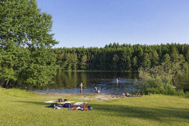 Gîte pour 6 personnes, avec balcon dans Rott