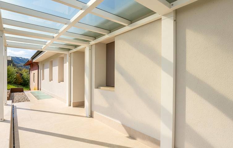 Ferienwohnung für 3 Personen, mit Terrasse und Garten