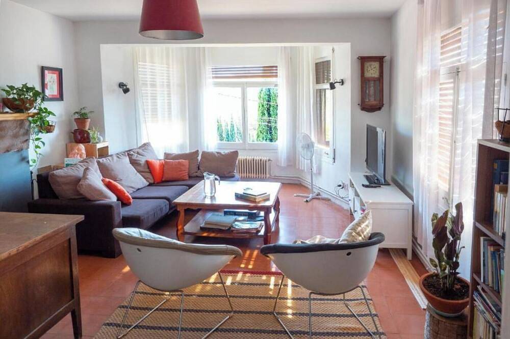 Casa Mediterranea cerca de Barcelona in Corbera de Llobregat, Interior de Barcelona