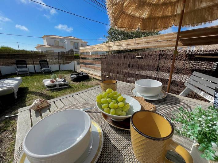 Maison d’hôte pour 2 personnes, avec vue ainsi que terrasse et jardin à Aljezur