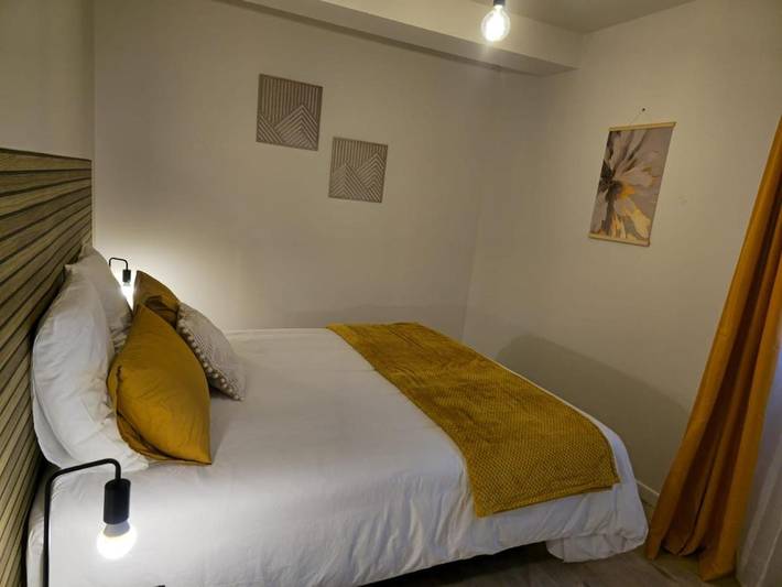 Gîte pour 6 personnes, avec jardin et vue à Fontaines-d'Ozillac - 4