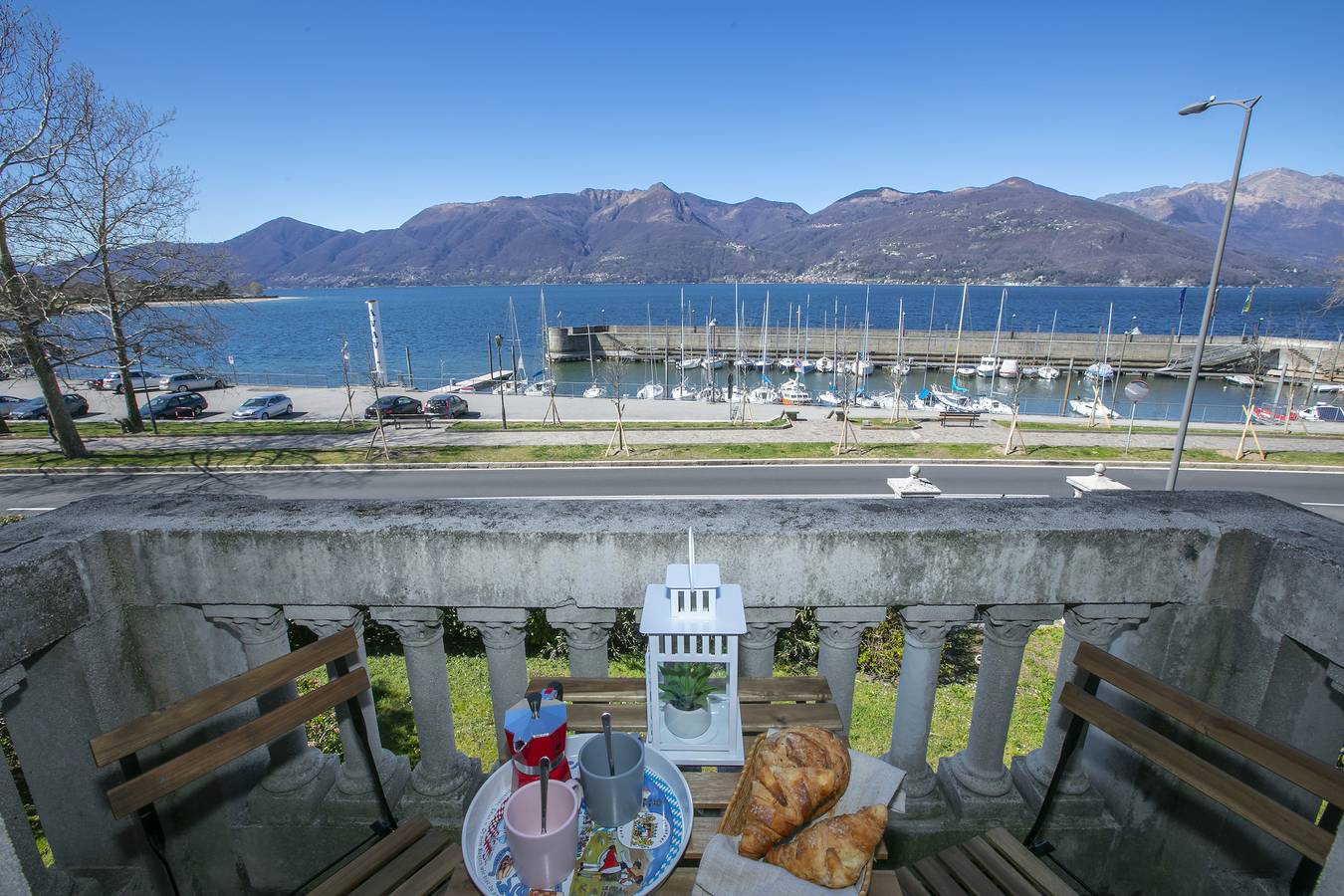 Appartement entier, Residenza Gardenia Lake View Luino Center in Luino, Comune di Luino