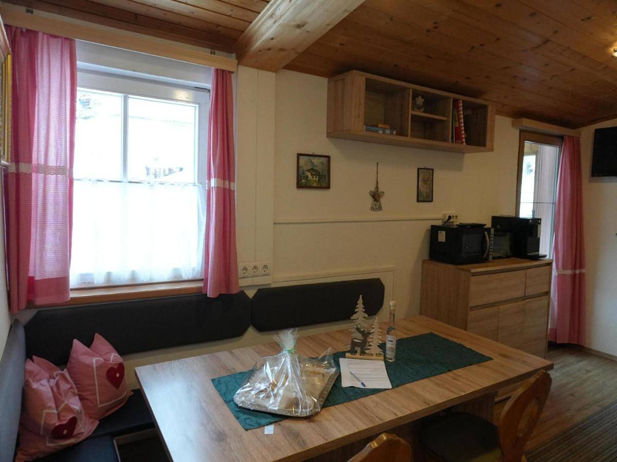Three-Bedroom Holiday Home in Tuxer Alpen, Hippach