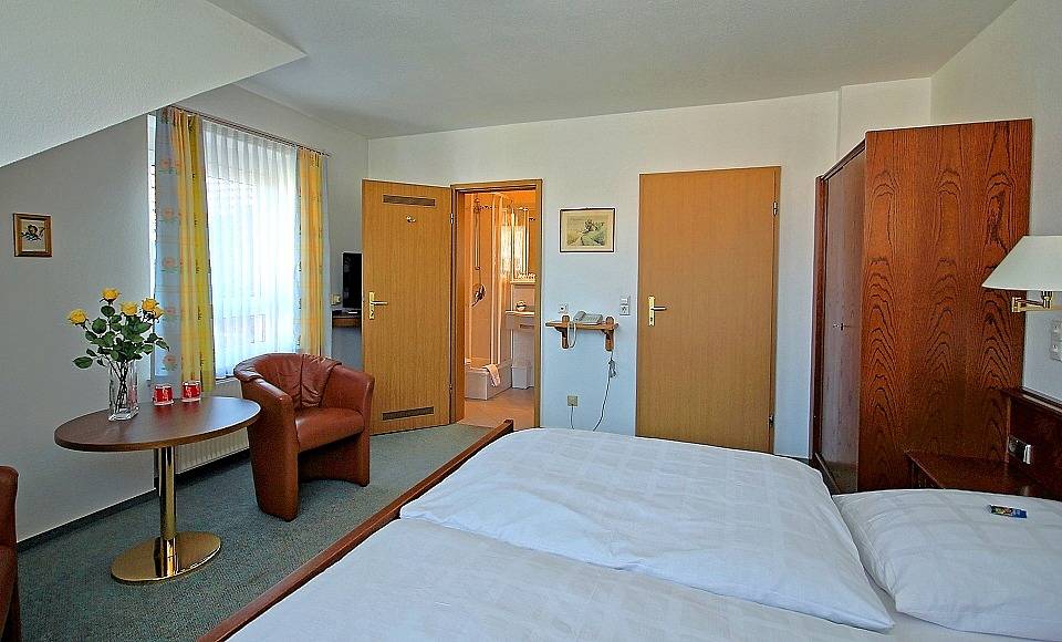 Pfälzer Hof - Doppelzimmer 2 Pfälzer Hof, 15 qm, max. 2 Person in Wasserburg (Bodensee), Bayerisch Schwaben