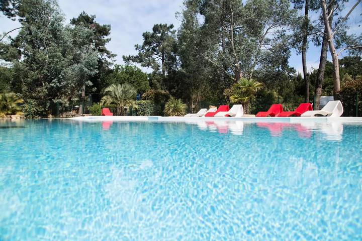 Camping voor 2 personen, met terras en zwembad in Soulac-sur-Mer