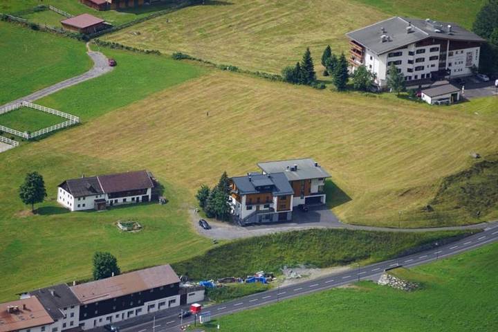 Ferienwohnung für 4 Personen, mit Balkon und Terrasse sowie Garten und Ausblick in Galtür - 4