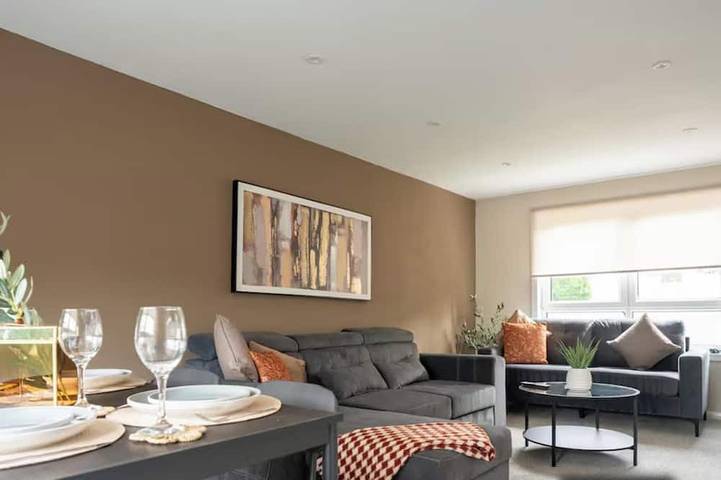 Vacation rental for 5 people, with yard in Livingston