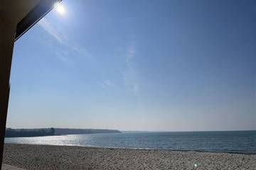Gîte pour 7 personnes, avec terrasse dans Plage Kerleven
