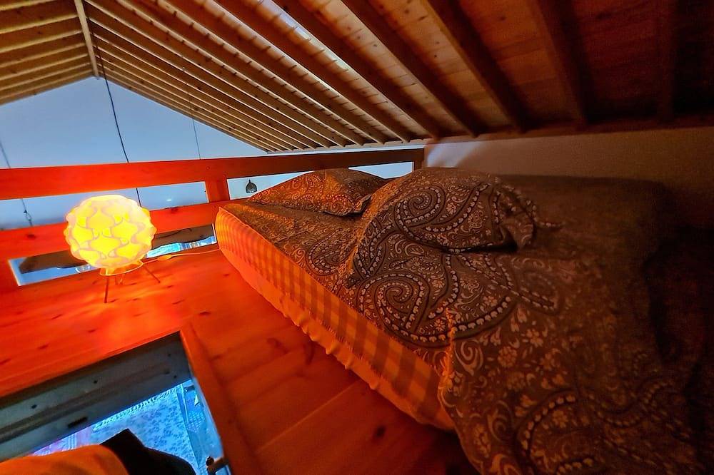 Elegante estudio (T0), con un amplio jardín y vistas sin fin [Al] in Faial