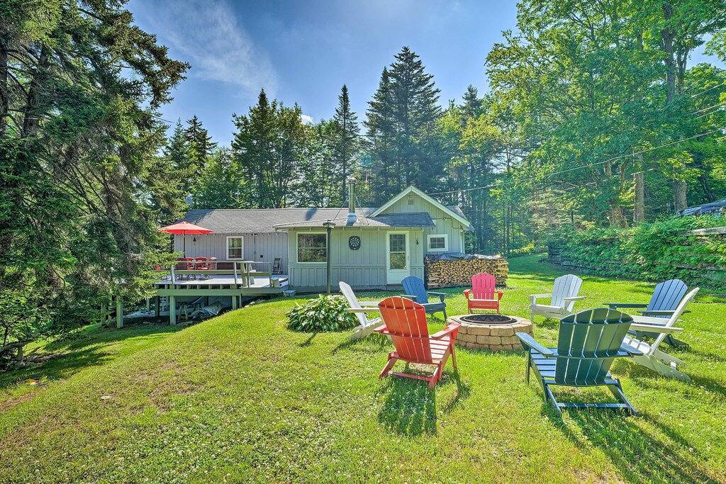 Neu! Charming Wilmington Cabin, 8 Mi. zum Mt Schnee! in Wilmington (VT), Mount Snow