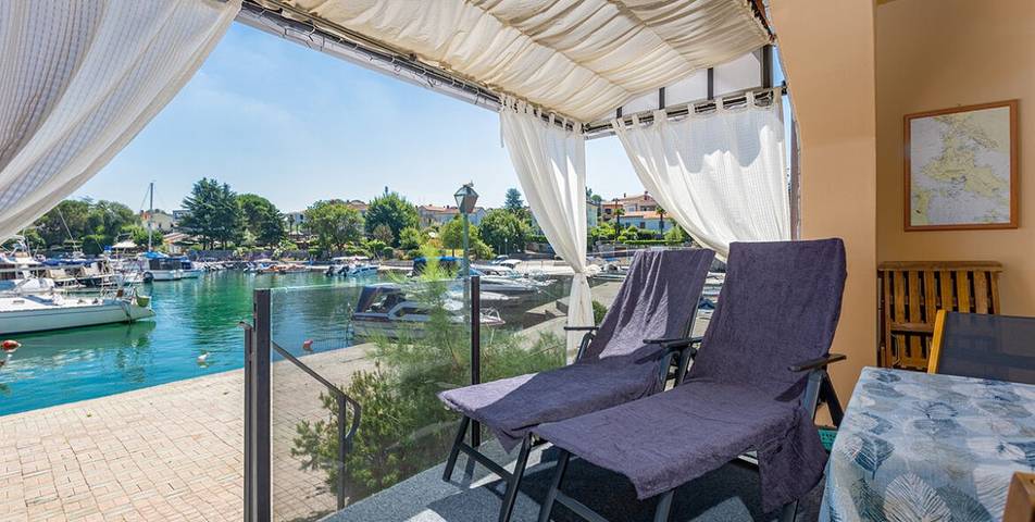 Holiday apartment for 2 people, with balcony/terrace - 1