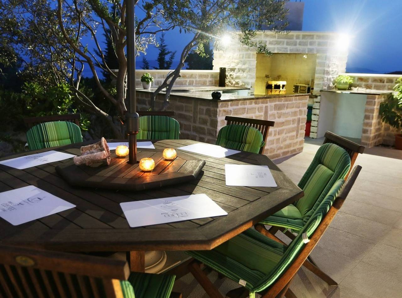 Okrug Gornji Luxurious Escape Villa with Pool - Five Bedroom Villa with Pool in Okrug Gornji, Čiovo