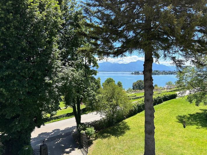Ferienwohnung für 6 Personen, mit Balkon und Ausblick sowie Garten in Gstadt am Chiemsee - 2