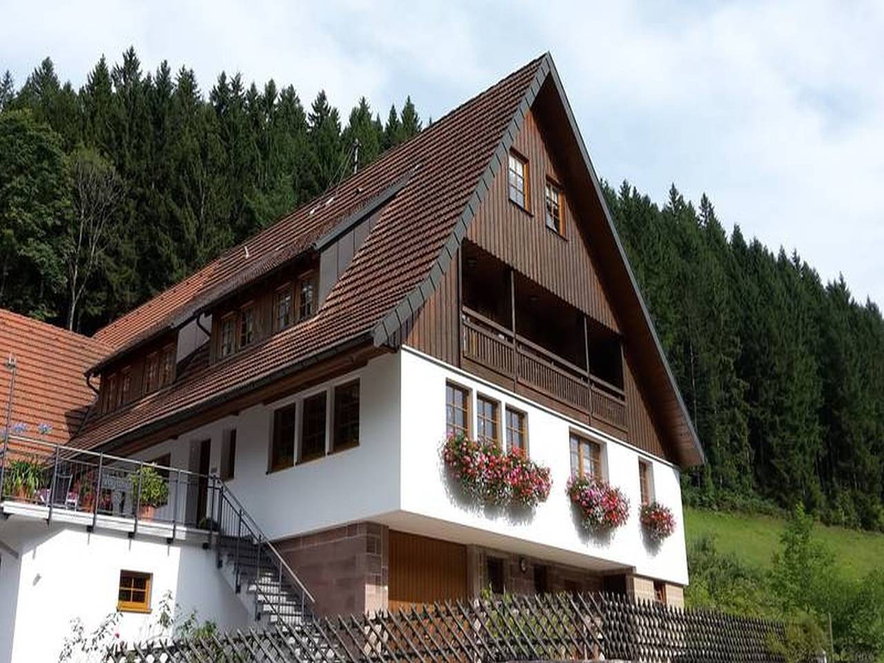 Ganze Wohnung, Ferienwohnung 2 Im Bauernhaus" mit gemeinsamer Terrasse, Gemeinschaftsgarten und Wlan in Bad Rippoldsau-Schapbach, Mittlerer Schwarzwald