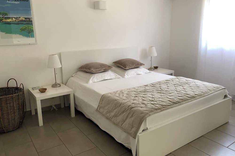 Villa Marea 7 Persons 100 M2 All Comfort 3 Bedrooms 4 Minutes From The Beach in Sainte-Lucie de Porto-Vecchio, Zonza