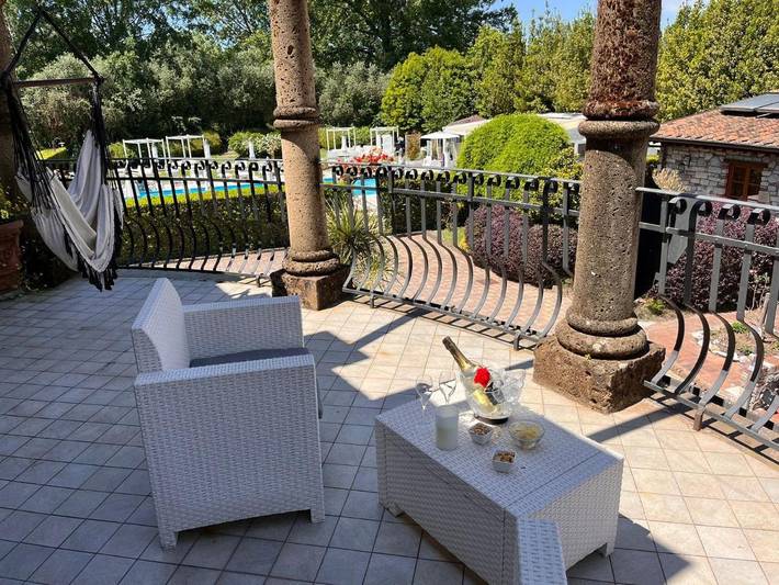 Chambre d’hôte pour 3 personnes, avec jardin ainsi que vue et piscine à Lucca - 4