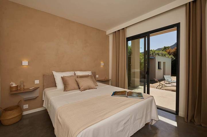 Villa Malona des Albères  **** à Sorède  7 km des plages in Sorède, Côte méditerranéenne (France)