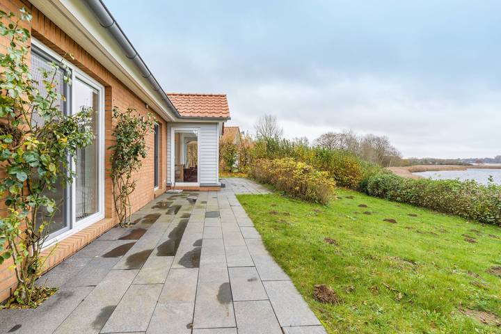 Ferienhaus für 6 Personen, mit Sauna und Garten sowie Seeblick - 1