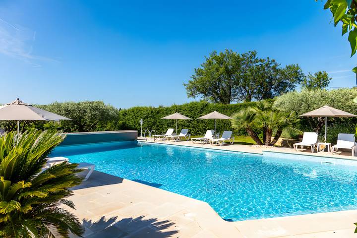 Maison de vacances pour 6 personnes, avec jardin à Crillon-le-Brave