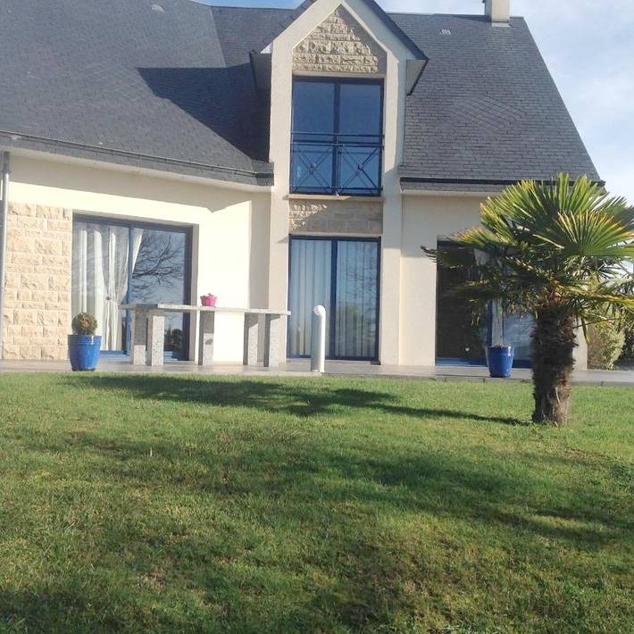 Chambre d’hôte pour 2 personnes, avec Terrasse ainsi que Jardin et Vue à Carolles