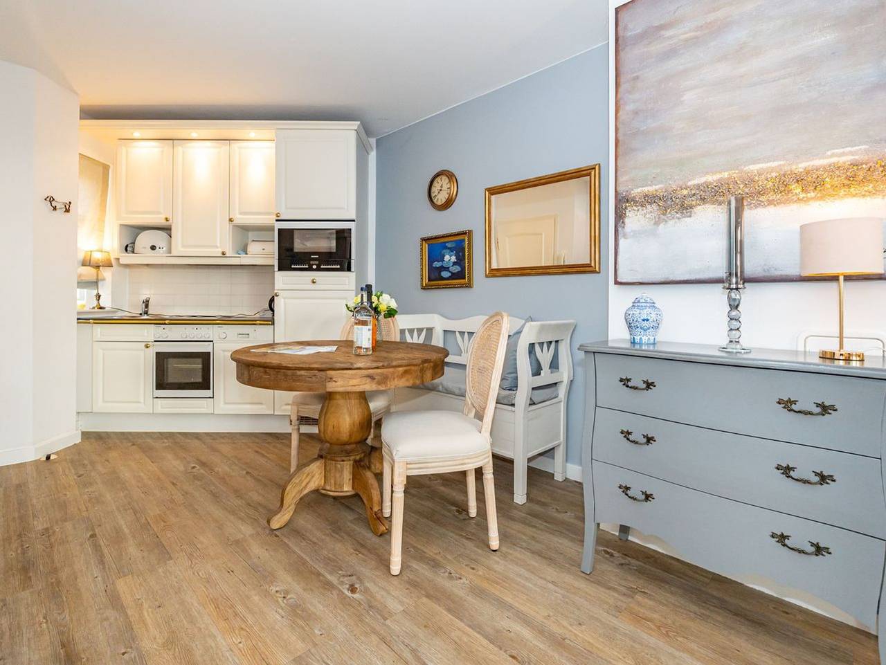 Ganze Ferienwohnung, Altstadttor 17 - Ferienwohnung unter Reet für bis zu zwei Personen in Westerland. in Westerland, Sylt (Gemeinde)