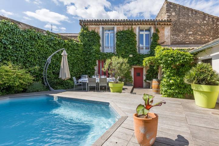 Gîte pour 13 personnes, avec Terrasse et Piscine à Sallèles-d'Aude