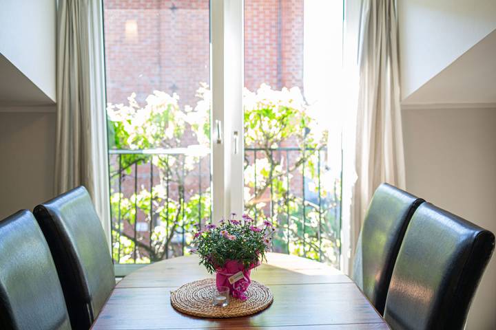 Ferienwohnung für 4 Personen, mit Terrasse und Garten in Wenkendorf