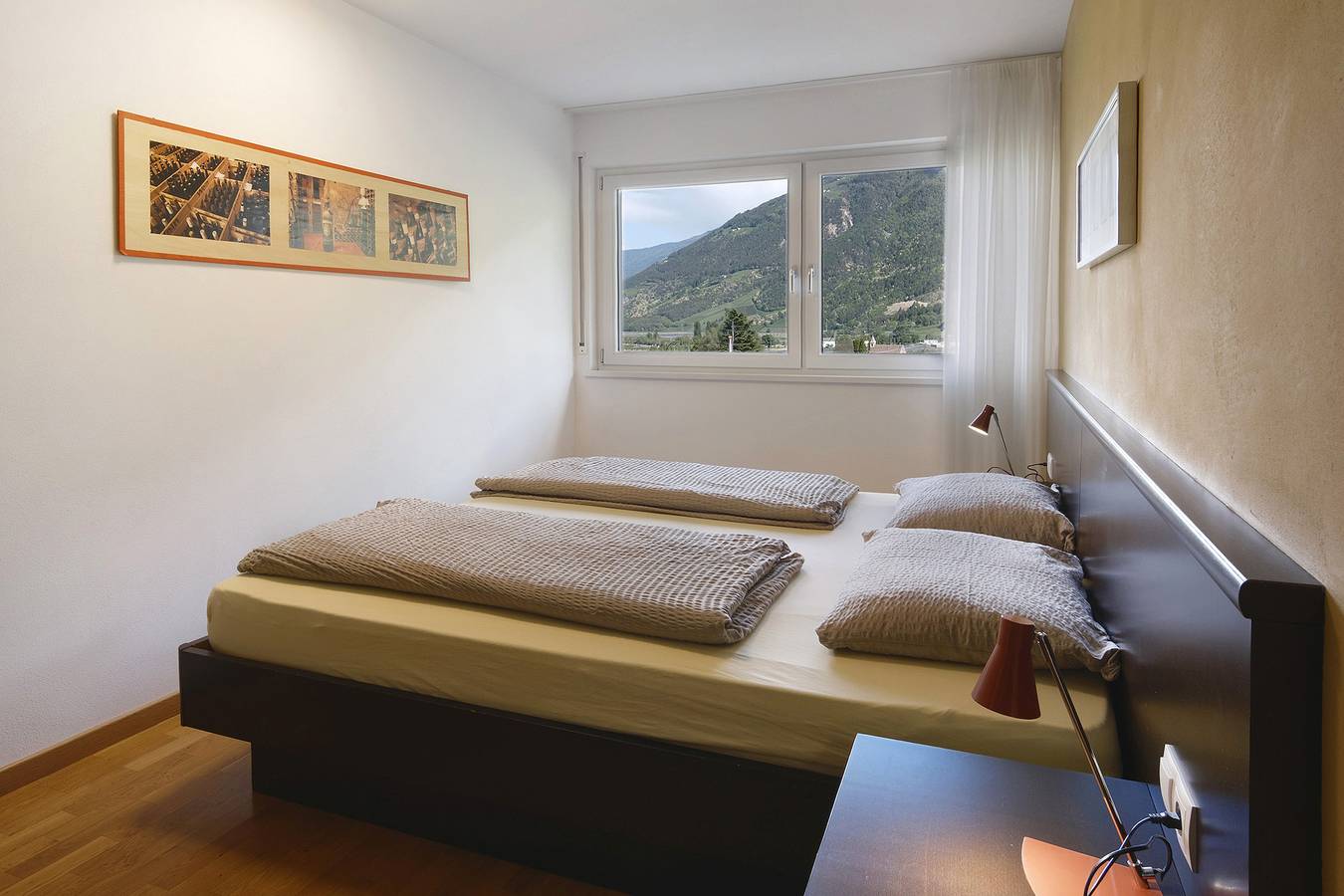 Appartement entier, Appartement "Golden" avec vue sur les montagnes, terrasse privée et Wi-Fi in Kastelbell, Castelbello-Ciardes