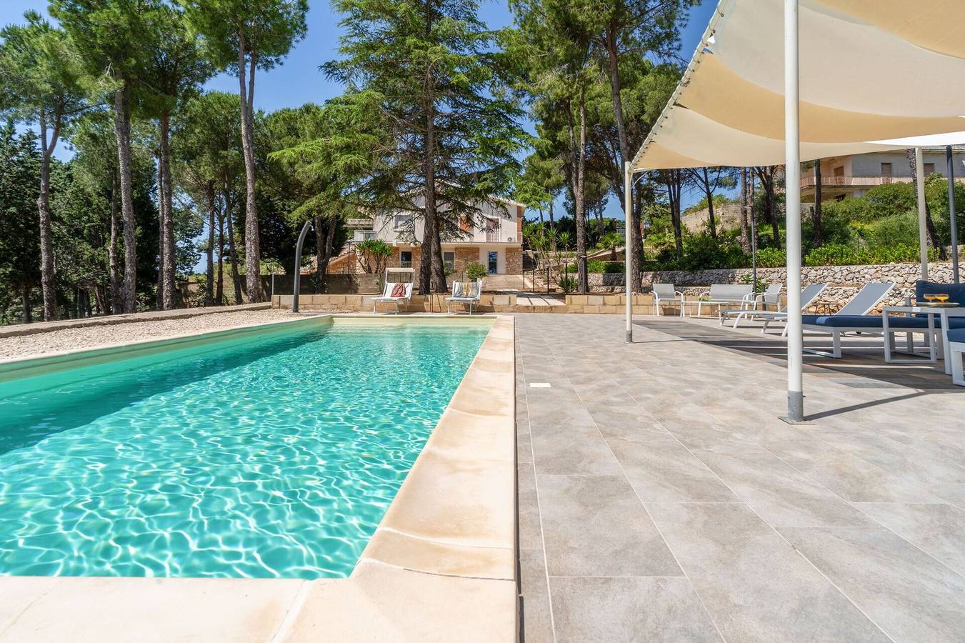 Villa Pica in Chiusa Cavalli, Avola