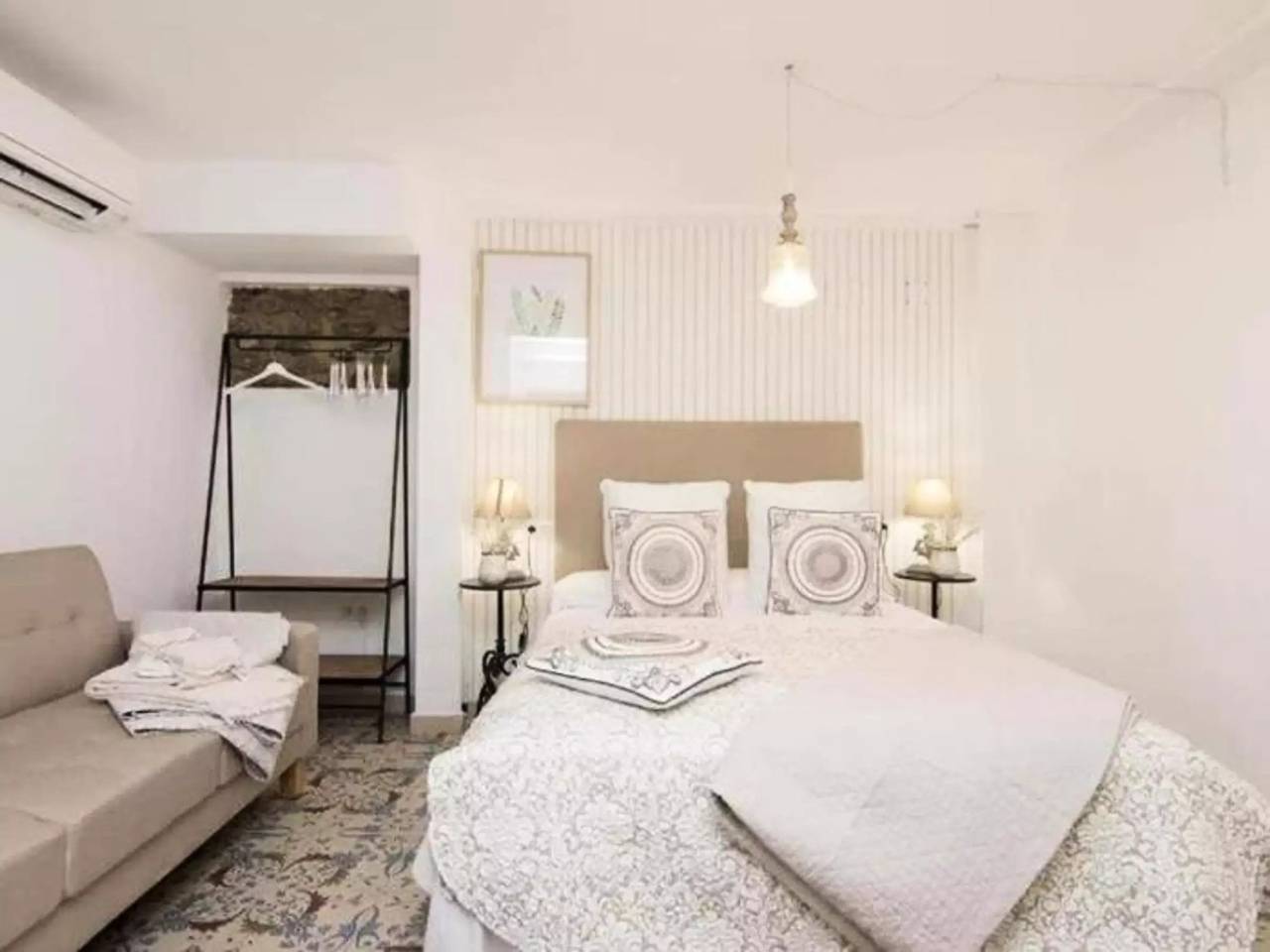 Apartamento entero, 3 estancias 5 Personas in Centro-Sagrario, Granada