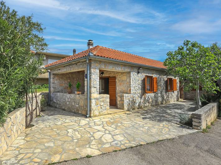 Ferienhaus für 6 Personen, mit Terrasse in Zadar
