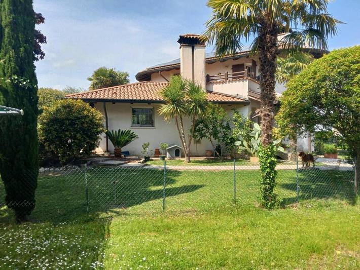 Chambre d’hôte pour 4 personnes, avec jardin et vue, animaux acceptés
